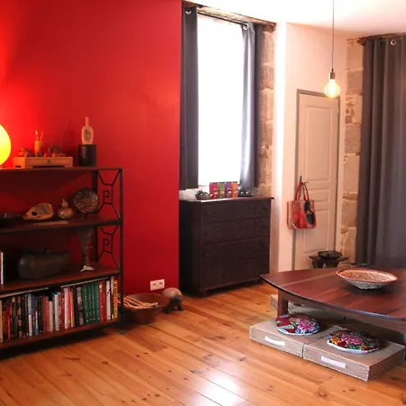 לינה וארוחת בוקר La Min-su De Terrasson